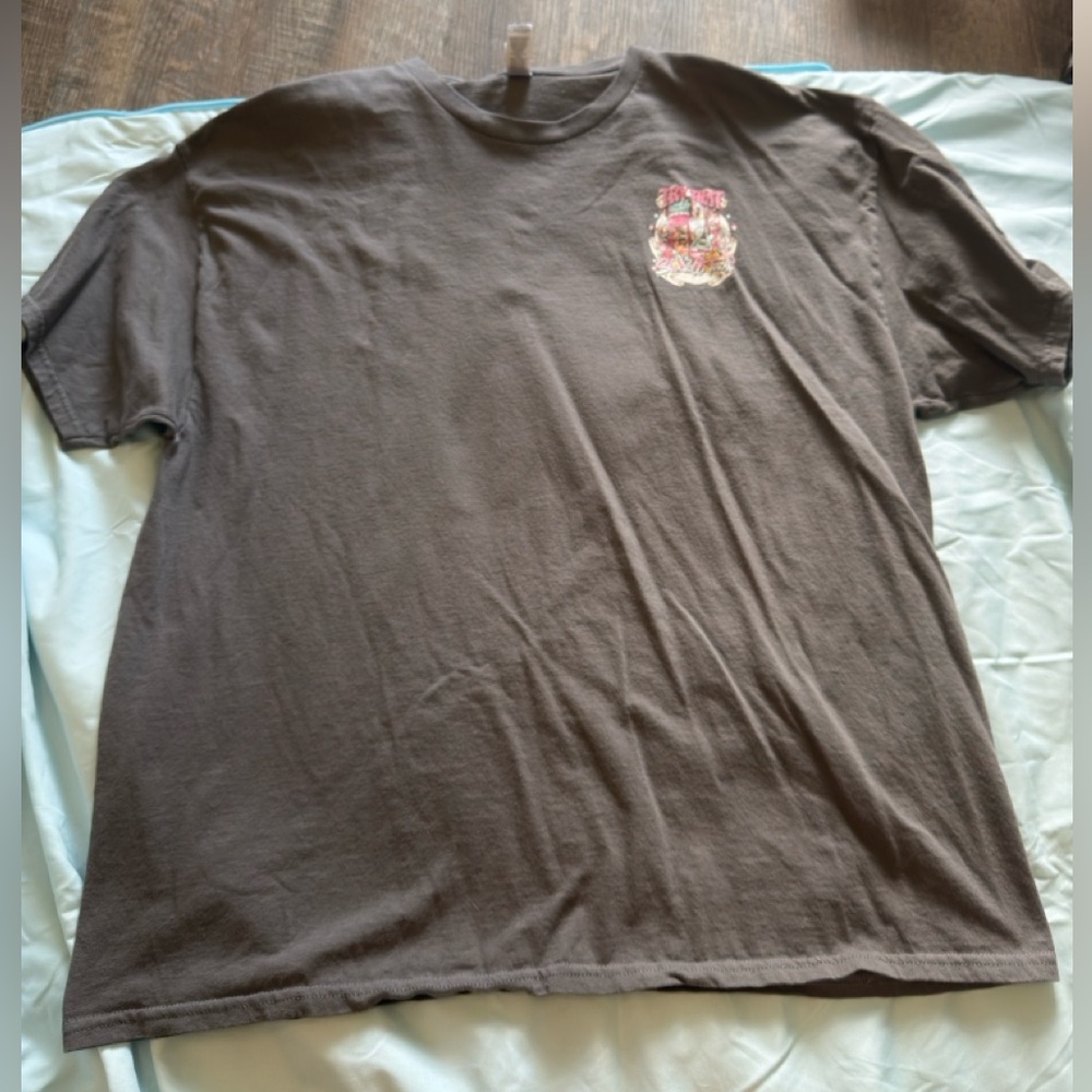 Black and Gray Short Sleeve Tee with Graphic